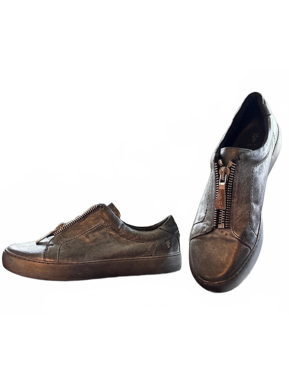 Frye Lena Low Zip Up Leather Sneaker - woman’s 9.5 - perfect condition